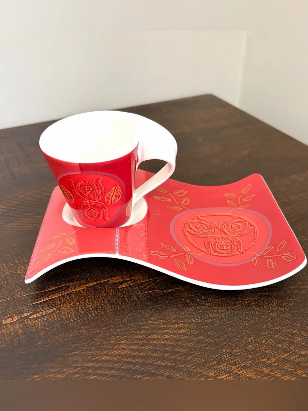 Villeroy & Boch New Wave Caffe Merah Espresso Set Service 4 Cups And Saucers